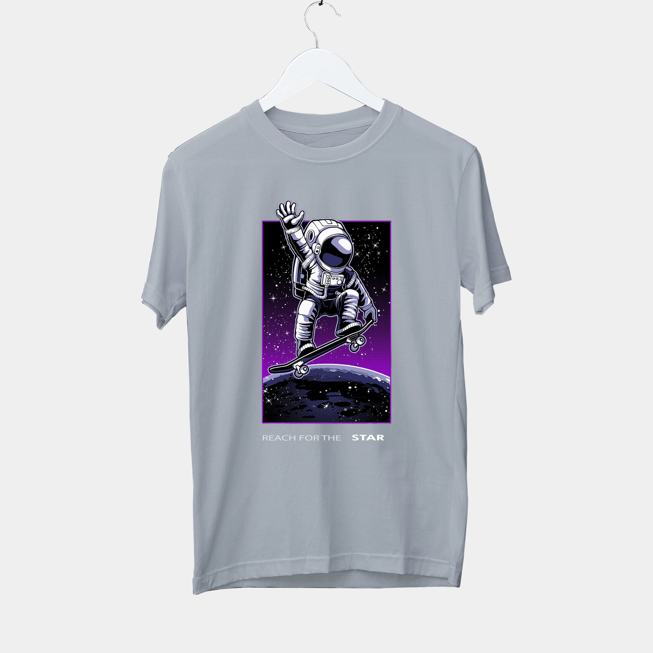 gray t shirt